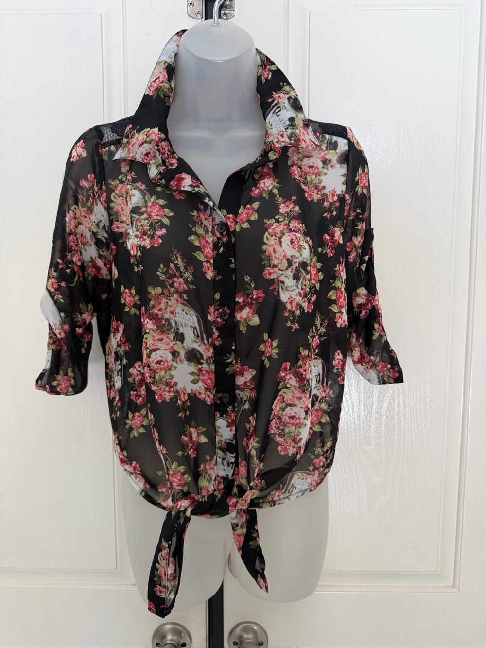 Penelope Sheer Black Floral Tie-Front Blouse Sz M